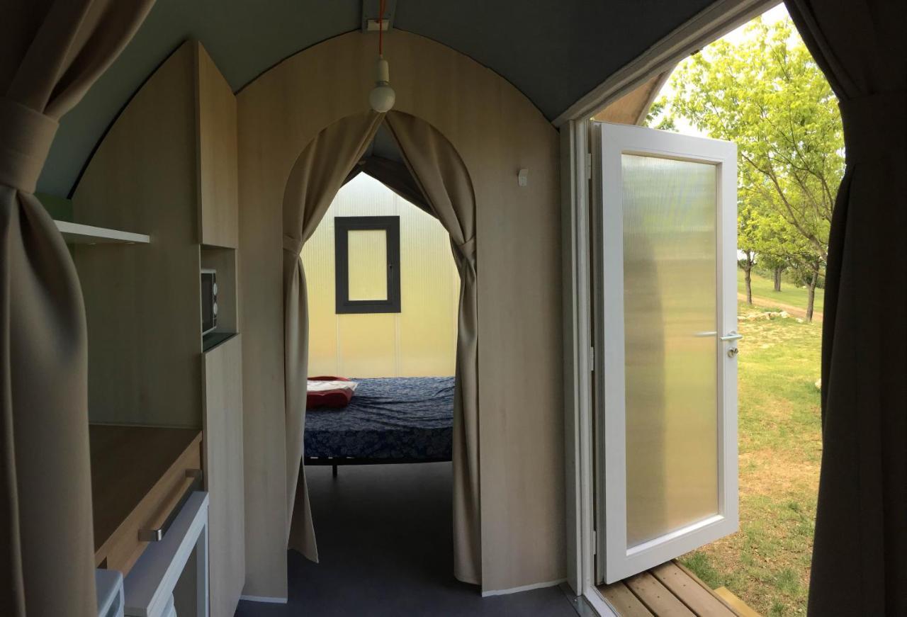 Campasun Camping De L'Aigle Aiguines Extérieur photo